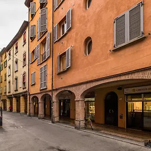 Sotto I Portici Di Via Pietralata By Wonderful Italy Appartamento